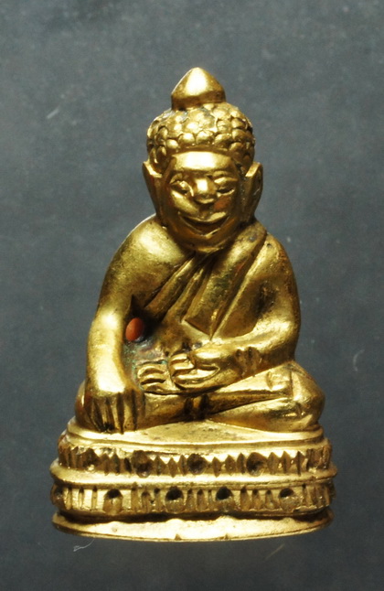 พระชัยวัฒน์ แปลกดี