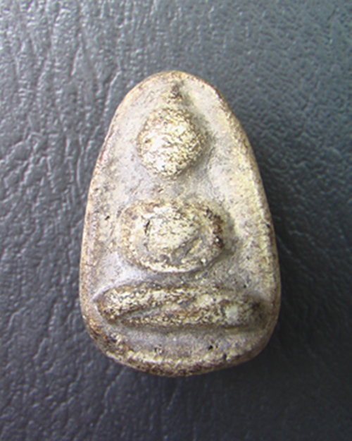 [Auto] สุรชาติ2519 - พระกรุวัดพลับ พิมพ์ไข่จิ้งจก สังฆราชสุก 