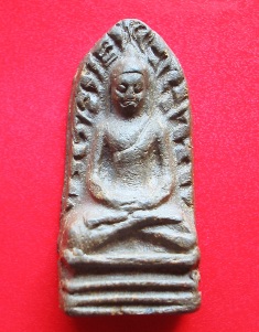 พระรอดวัดมหาวัน..ปลุกเศกอินเดีย...ปี2518..เนื้อเขียว..สวย..ผิวเดิมปางสมาธิ...