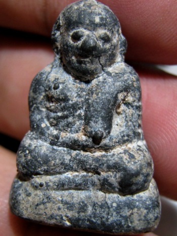 [Auto] ยอดพุทธคุณ - พระรูปหล่อหลวงพ่อเงิน เนื้อชินเขียว ไม่ทราบที่