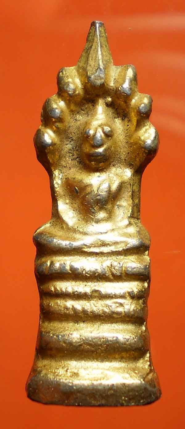 [Auto] joesoot - พระกรุไม่ทราบที่ พิมพ์นาคปรกเล็ก เนื้อตะกั่วชุบทอง