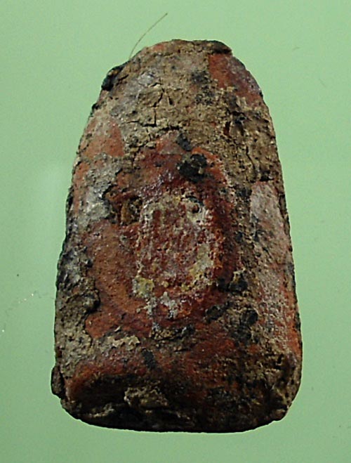 รบกวนท่านเวปมาสเตอร์และพี่ท่านใดพอทราบ แท้ ไม่แท้ ออกที่วัดใด 