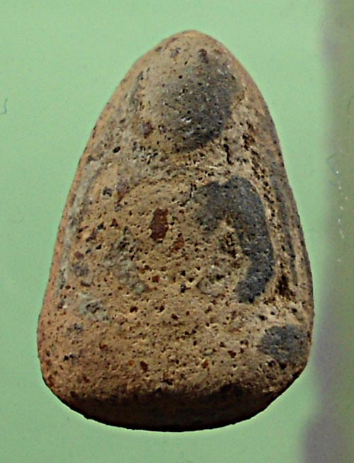 รบกวนท่านเวปมาสเตอร์และพี่ท่านใดพอทราบ แท้ ไม่แท้ ออกที่วัดใด 