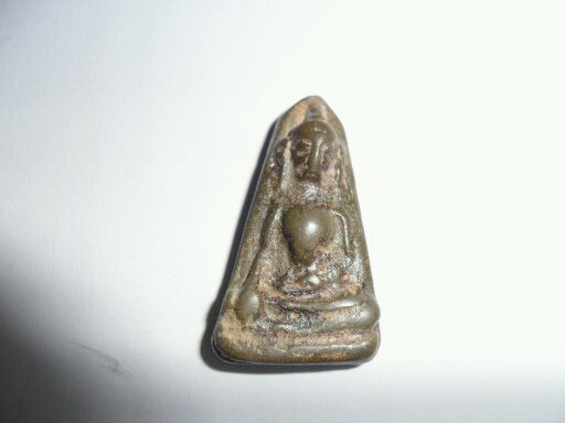 พระผงสุพรรณเนื้อเขียวครับ