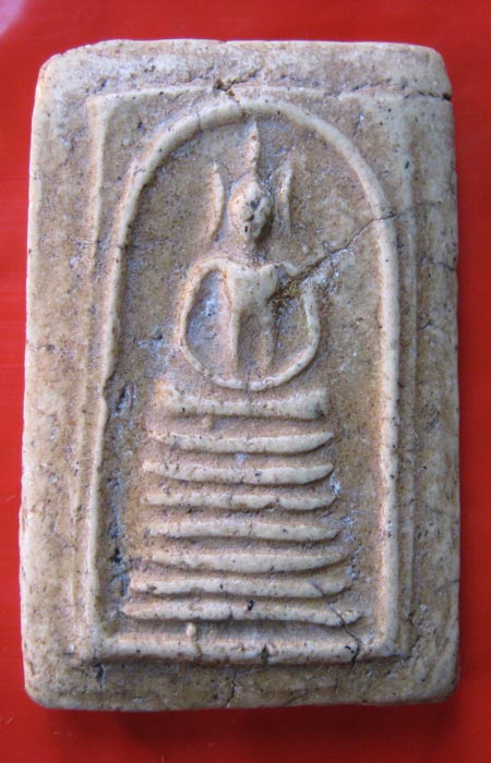 สายตรงพระสมเด็จวัดเกศไชโย ช่วยหน่อยครับ