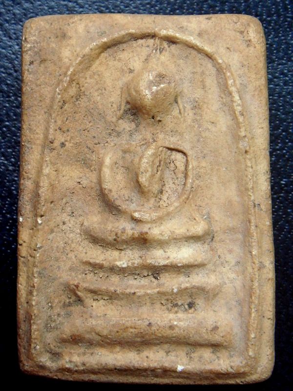 [Auto] เสาร์ - พระเนื้อผง ดูเก่าดี ไม่ทราบที่ ลองชมดูครับ