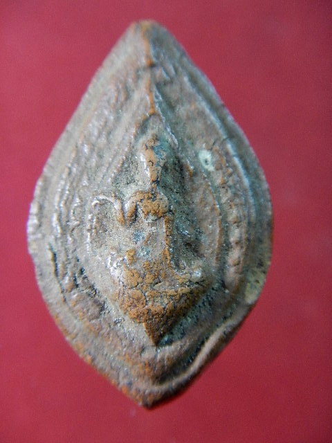 สอบถามนางกวัก เนื้อดินแท้ไหมคับ ของเกจิท่านใดคับ ขอบคุณมากคับ