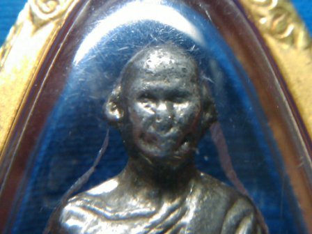 หลวงพ่อเดิมอีกองค์อยากรู้พิมพ์แหล่ะเนื้อครับ