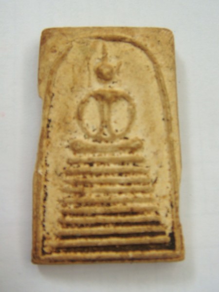 สอบถามผู้รู้ครับ เป็นพระสมเด็จวัดไหนครับ