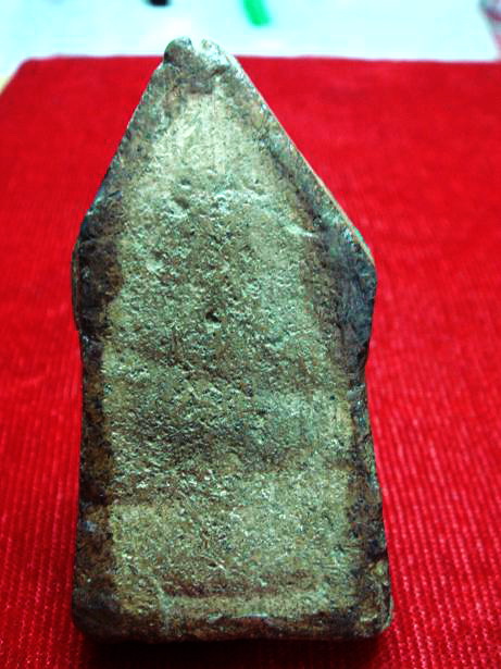 พระขุนแผน ทรงพลใหญ่ ฐานบัว ดีไหมครับ พี่พี่ (ภาพชัดๆ ครับ)