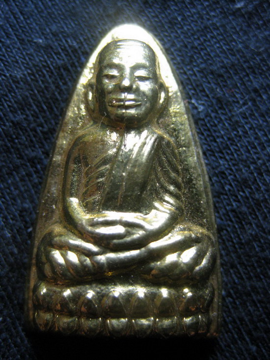 [Auto] เจมส์141966 - @@@@@ หลังหนังสือปี 24 กะหลั่ยทองแจกกรรมการ (หน้านิยม) พร้อมซองเดิม @@@@@