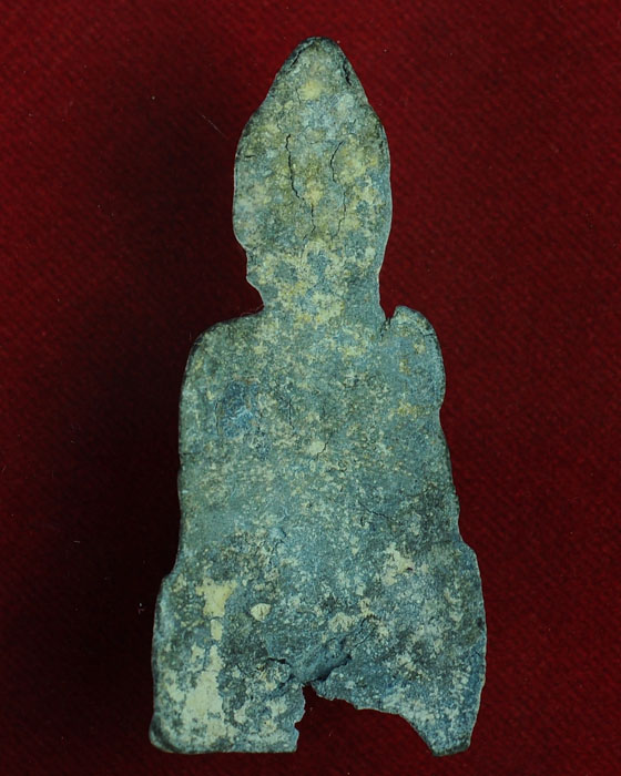 พระหูยาน หลังลายผ้า  พิมพ์กลาง  กรุวัดพระศรีมหาธาตุ  ลบบุรี จากภาพเข้าพิมพ์กรุนี้มั๊ยคับ