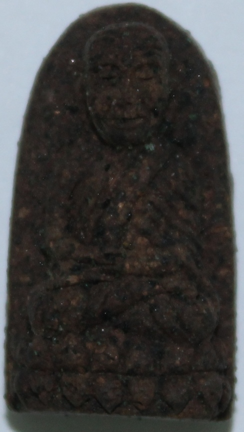 หลวงปู่ทวด หลัง สก. เนื้อว่าน พิมพ์พระรอด