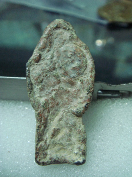 รบกวนสอบถาม พระกรุ ครับ พี่พี่ช่วยชี้แนะให้ทีครับ