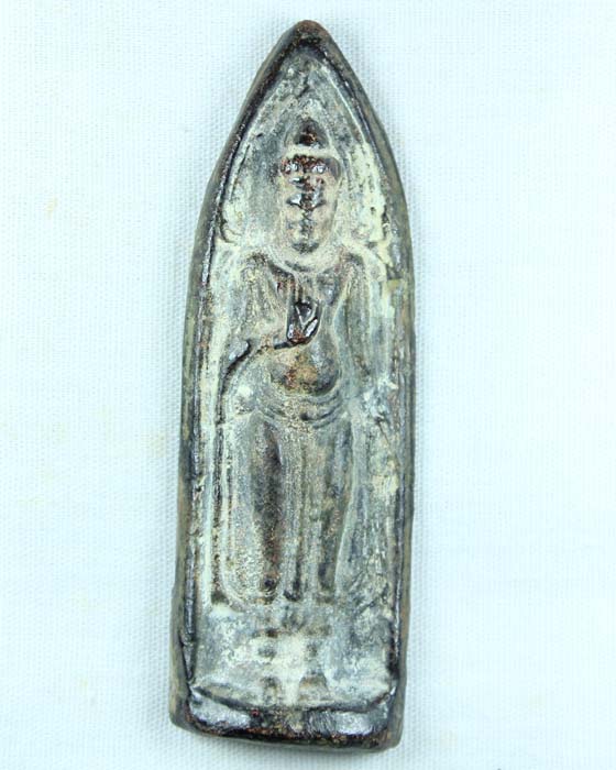 +++พระร่วงหลังลายผ้า ขอความเห็นด้วยคับ