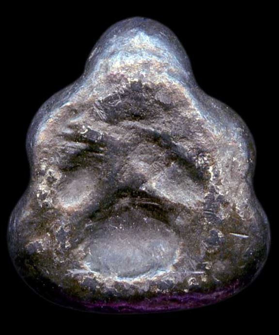 ปิดตาพุงป่องดีไหมครับ