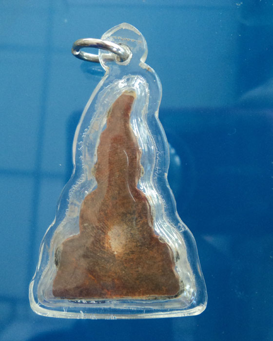 [Auto] bavon - เคาะเดียวครับ  พระท่ากระดาน สนิมแดง ไม่ทราบที่ แต่รับประกันว่าเป็นพระกรุแท้ๆ สนิมง...