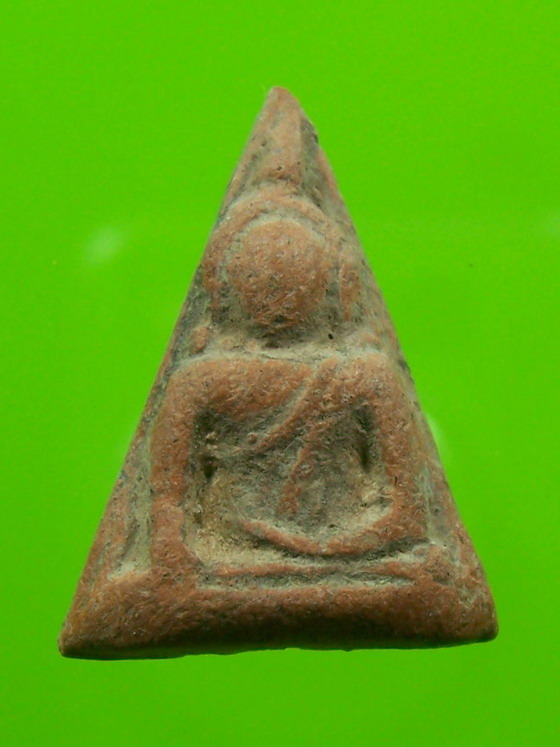 พระนางพญาครับ รบกวนพี่ๆสายตรงช่วยดูให้ทีครับ..