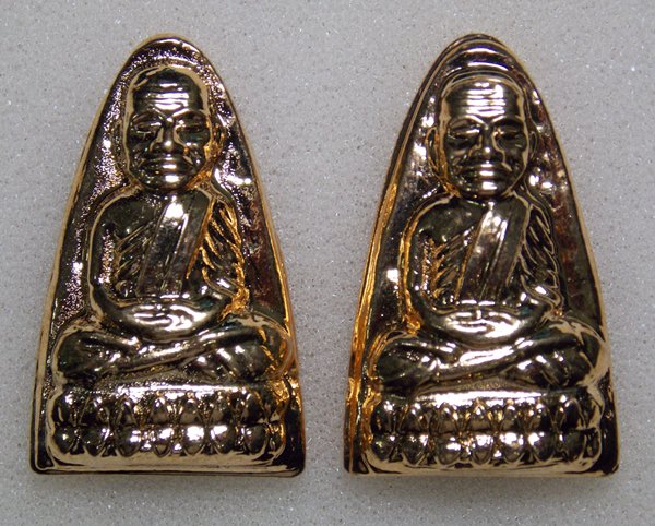 [Auto] charwan - มาเป็นคู่24หน้าใหญ่หลังวงเดือนกรรมการสวยๆไม่แพง