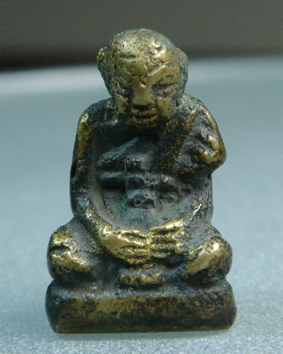 [Auto] Magnate - รูปหล่อ เก่าเนื้อ สำริดเปียกทอง ดูเก่าโบราณ สวยอาร์ทดี ไม่รู้วัดใหน