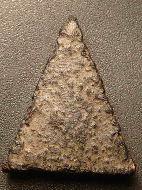 ขายพระนางพญาพิษณุโลกกรุโรงทอเนื้อดำมีดวงตาเห็นธรรม130,000บาทโทร0832478584