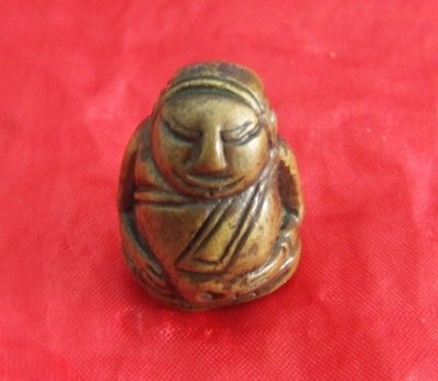 ผมมือใหม่ครับ สอบถามพระ ครับ หลวงพ่อขวัญ หลวงพ่อเขียน พระสังกัจจายน์