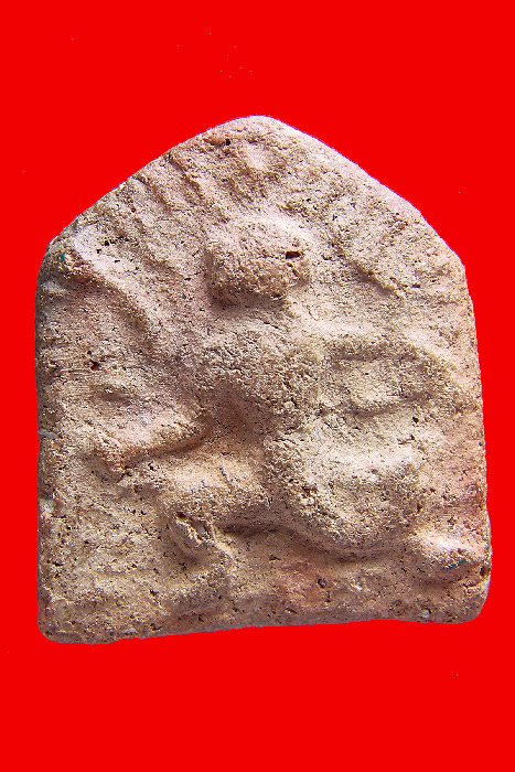 พระเนื้อดินพิมย์หนุมานหลังยันต์