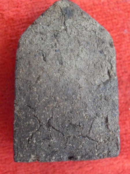 รบกวนท่านอาจารย์สายตรงพระเนื้อผง