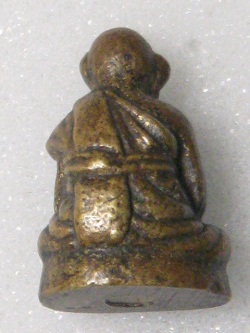 รูปหล่อหลวงพ่อทองสุข วัดโพธิ์ทรายทอง ครับ ช่วยเช็คด้วยครับ