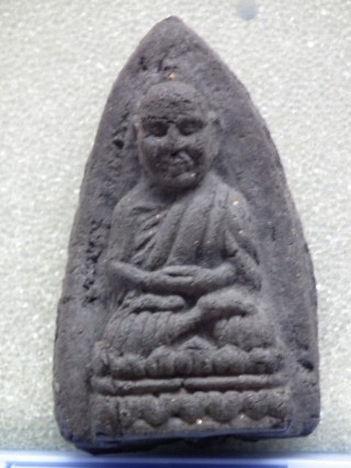 ใช่หลวงพ่อทวดอาจารย์ นอง หรือเปล่าครับ 