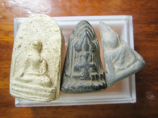 ช่วยดูทีครับ ของเก่าเก็บ