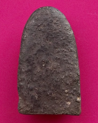 ไม่รู้จริงๆครับเป็นพระอะไร