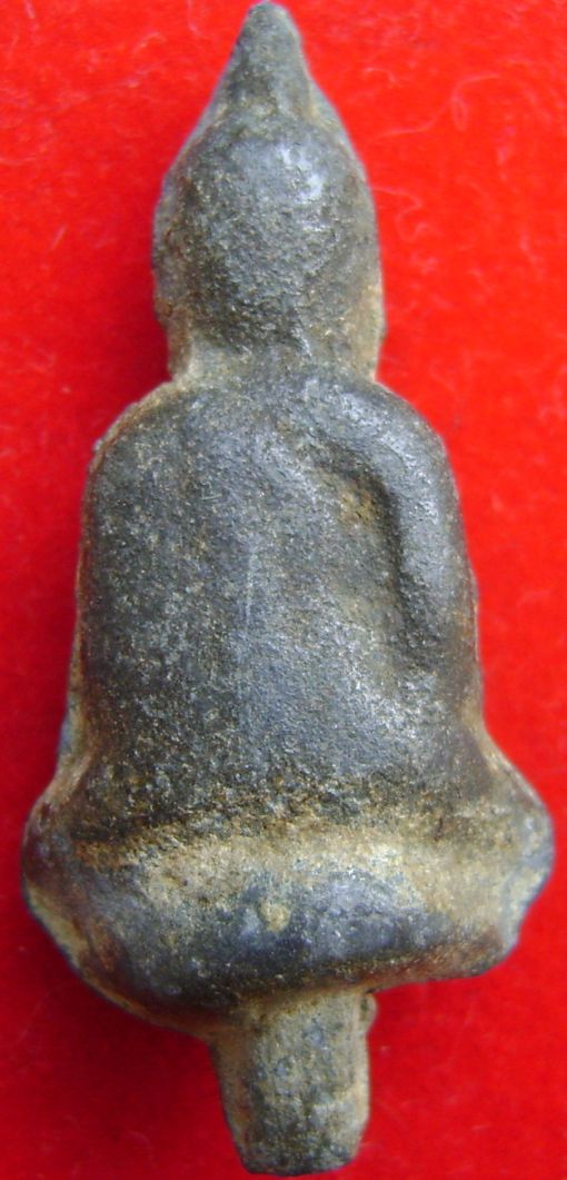 พระยอดธง เนื้อชิน