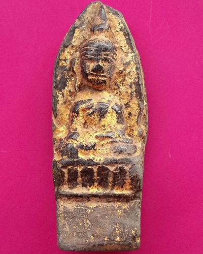 ไม่รู้ว่าพระอะไรเก็บไว้นานแล้ว