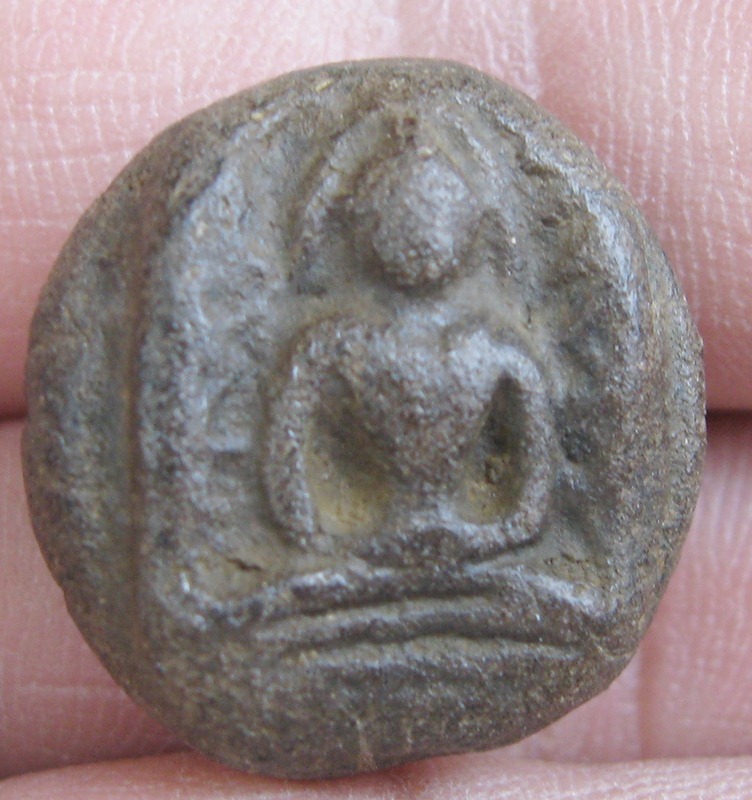 ..ใช่พระซุ้มกอ ขนมเปี๊ยะ..ไหมครับ