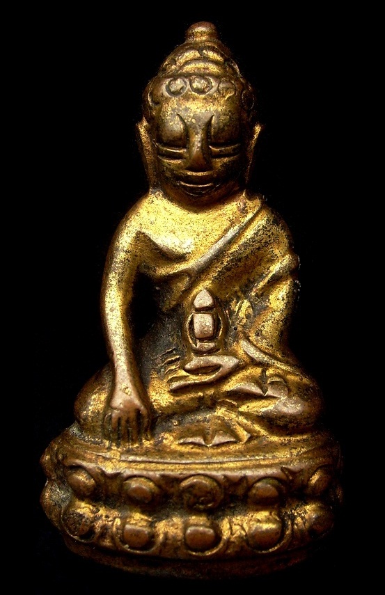 พี่ๆที่ศึกษาพระกริ่งอยู่ รบกวนให้ความเห็น พระกริ่งองค์นี้ด้วยครับ