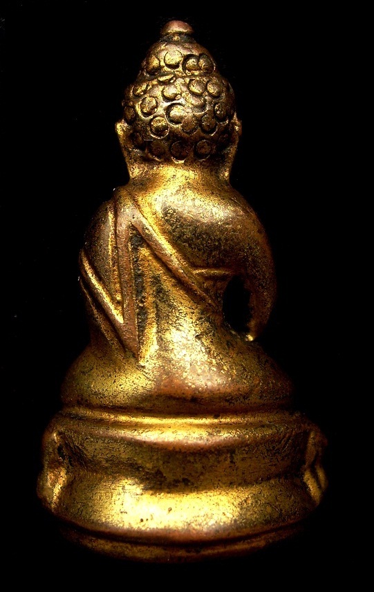 พี่ๆที่ศึกษาพระกริ่งอยู่ รบกวนให้ความเห็น พระกริ่งองค์นี้ด้วยครับ