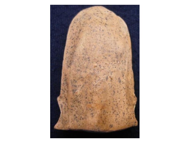 สอบถามท่านผู้รู้ดูให้หน่อย ครับ พระเนื้อดินไม่ทราบที่