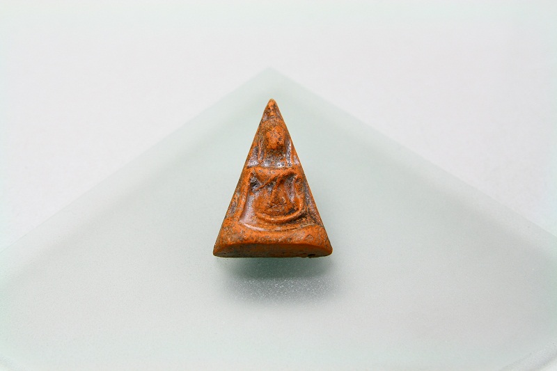 พระประจำตระกลู ครับ ขอความเห็นหน่อยครับ