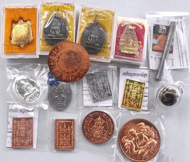 *****จัดชุดใหญ่***** พระดีที่น่าเก็บสะสม พระอาจารย์จิ วัดหนองหว้า จ. เพชรบุรี 