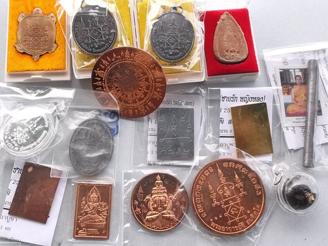 *****จัดชุดใหญ่***** พระดีที่น่าเก็บสะสม พระอาจารย์จิ วัดหนองหว้า จ. เพชรบุรี 