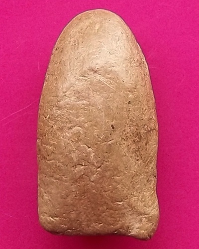 ช่วยดูพระรอดให้หน่อยครับ