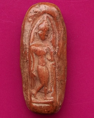 พระลีลาเม็ดขนุน