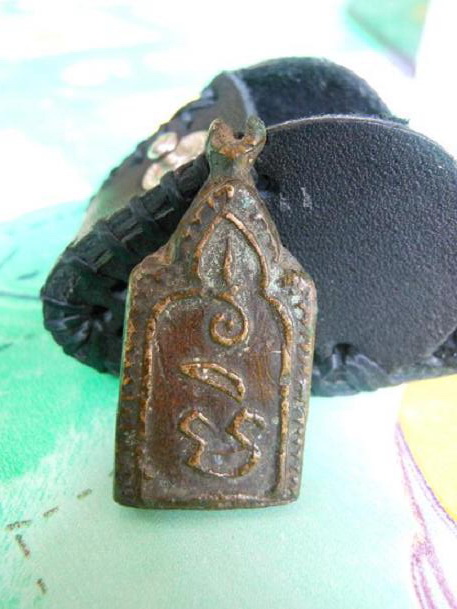 หล่อโบราณ หลวงพ่อทา วัดพะเนียงแตก แท้ไหมครับ รบกวนพี่พี่ ครับ