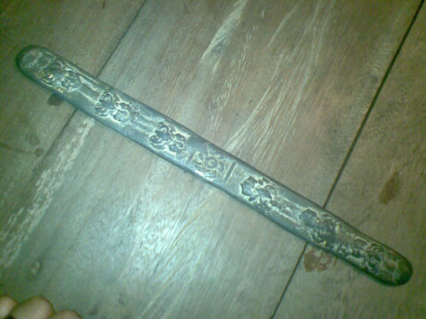 รบกวนสอบถาม นี่ใช่เงินฮางหรือเปล่าครับ 