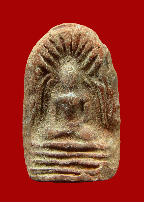 พระเนื้อดิน แบบนี้พี่ๆท่านใดใครเคยเห็นบ้างครับ...