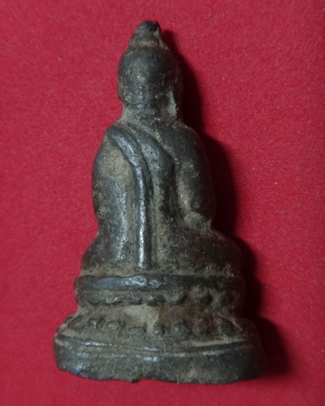 พระอะไรผู้รู้ช่วยตอบที