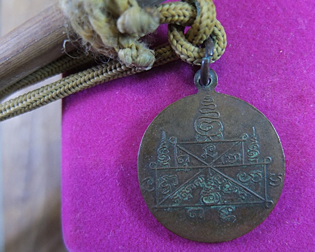 พ่อท่านตุด เจอมาครับ 3 องค์