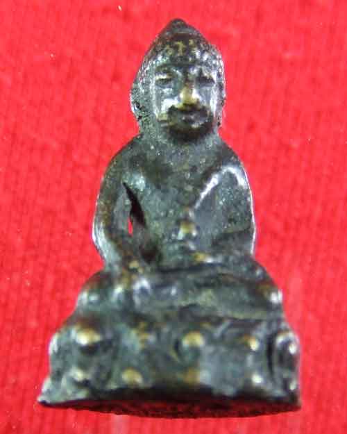 องค์นี้เป็นพระชัยที่ไหนครับแท้หรือเปล่าครับ