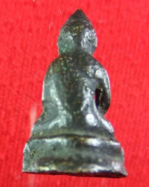 องค์นี้เป็นพระชัยที่ไหนครับแท้หรือเปล่าครับ